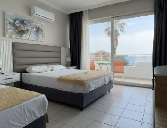 Side Beach Club Hotel